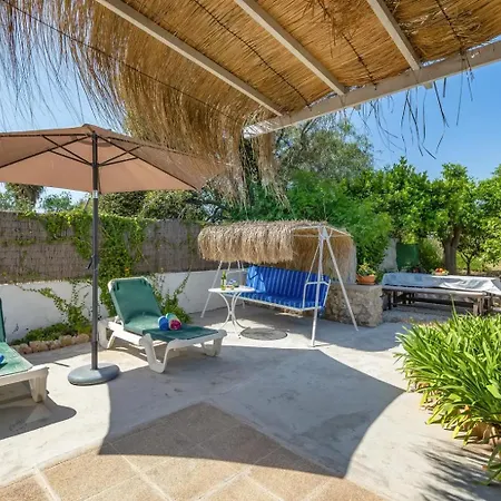 Villa Idyllic Finca In *